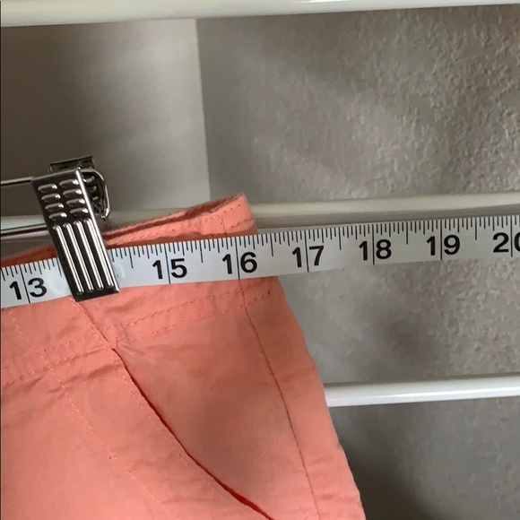 Gap Linen Shorts with Drawstring, size 6 - Picture 2 of 6